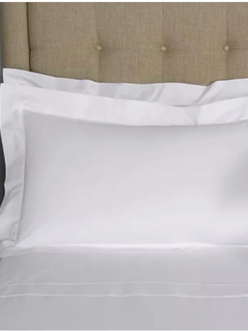 SET 2 Standard Frette Grace White 600 Thread Count Sham ( New outages)
